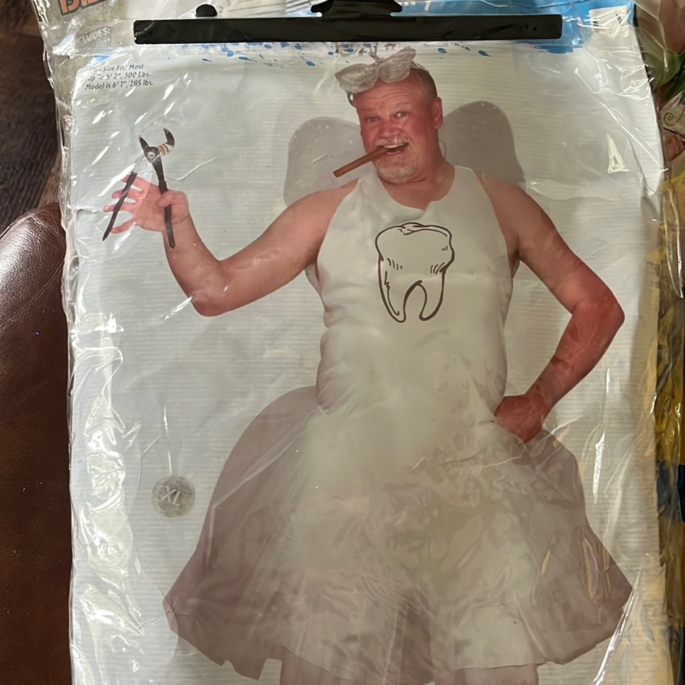 Men’s tooth fairy costume